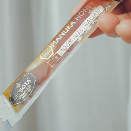 CUTIE PENTRU CUMPĂRARE EN GROS - Bețișoare de miere de Manuka, pachet de 90 - porții individuale de 12g