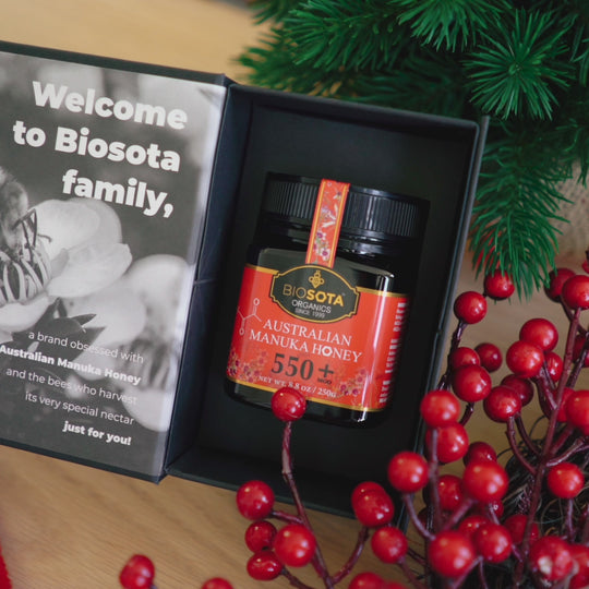 Manuka Honey Christmas Gift Box MGO 550+ video