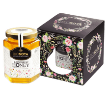 Load image into Gallery viewer, Rainforest Australian raw honey luxury gifts box black